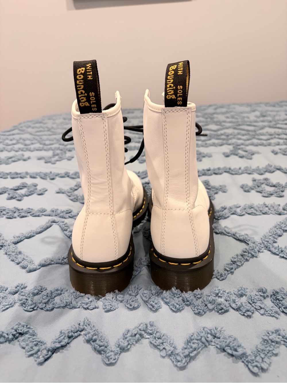 Dr. Martens 1460 White Smooth Leather Combat Boots Women’s 7 EU 38 - Picture 4 of 9